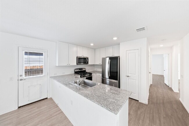 Building Photo - 4546 Glades Wy