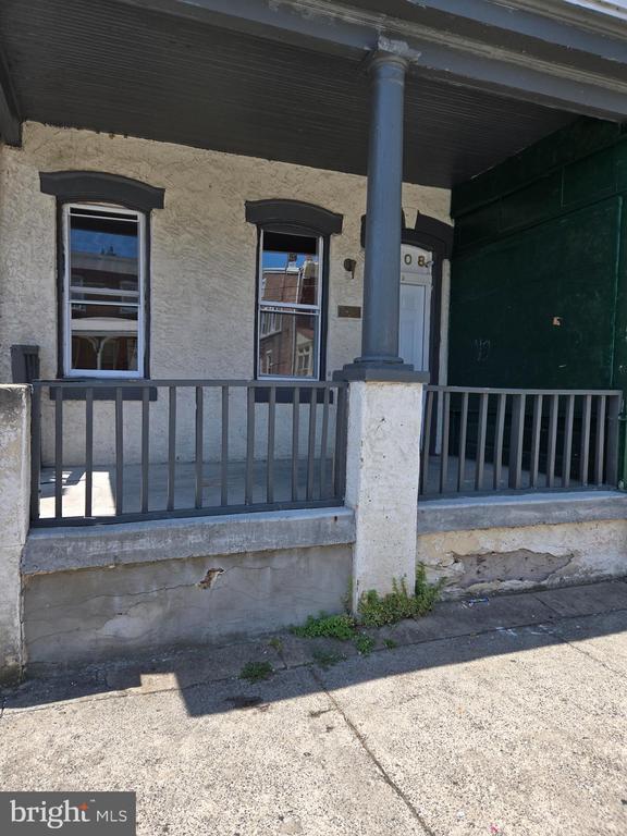 Building Photo - 1808 Harrison St