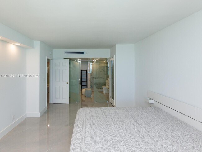 Building Photo - 2501 S Ocean Dr