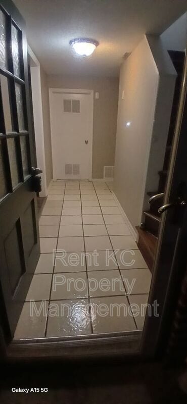 Building Photo - 7201 Hardy Ave