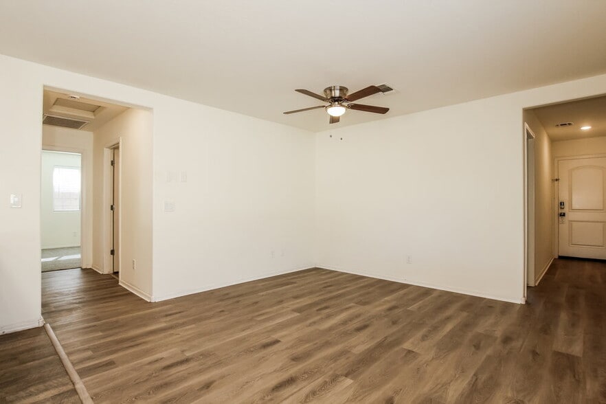 Building Photo - 25832 W Samantha Way