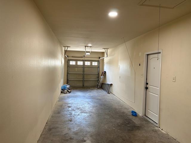 Building Photo - 383 Orbit Dr