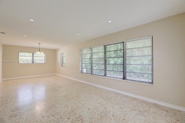 Building Photo - 229 Candia Ave