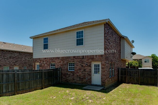 Building Photo - 706 Parkplace Ridge