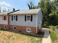 Building Photo - 813 Ridge St