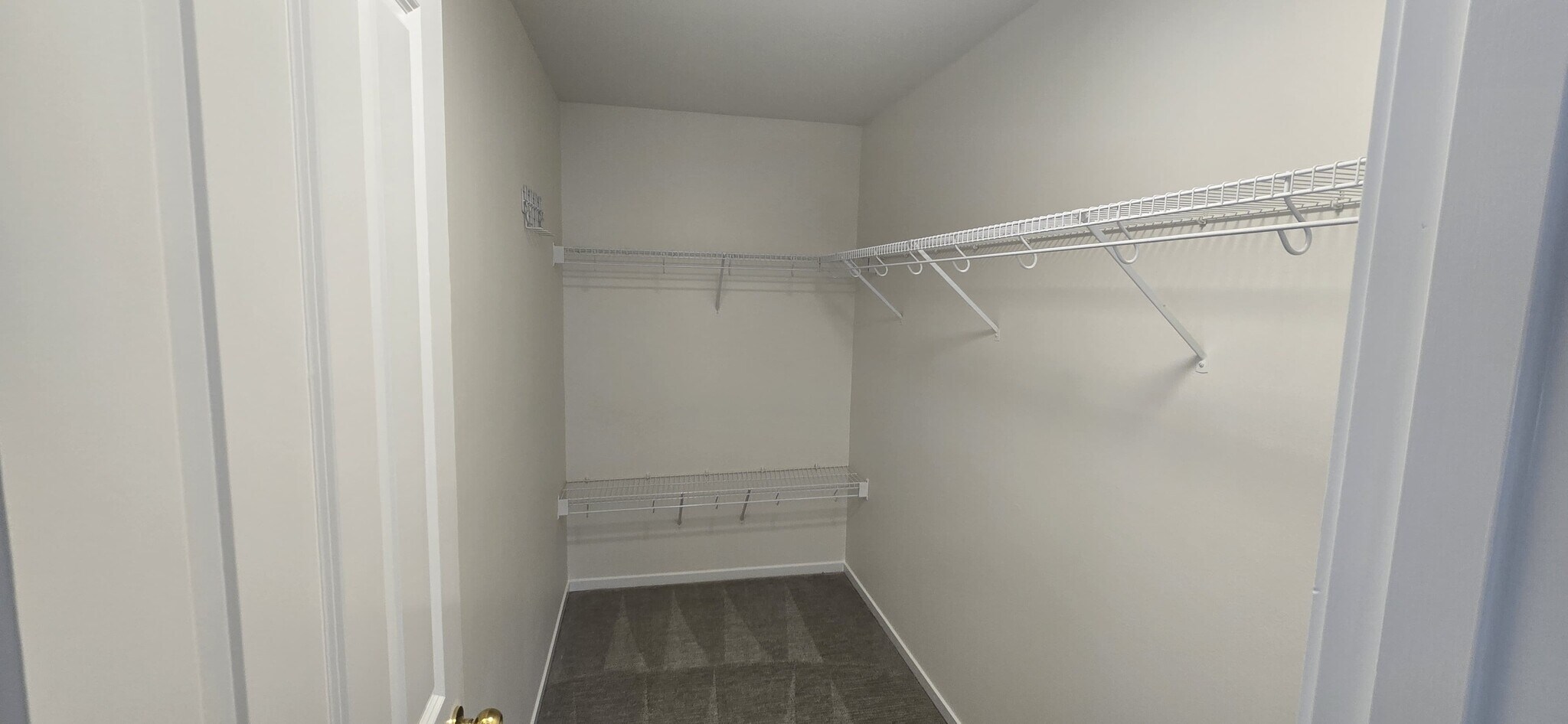 Building Photo - 10824 NE 144th Ct