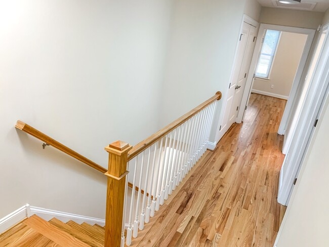 Building Photo - 3 Bed/2Bath Open Concept Home in Church Hi...