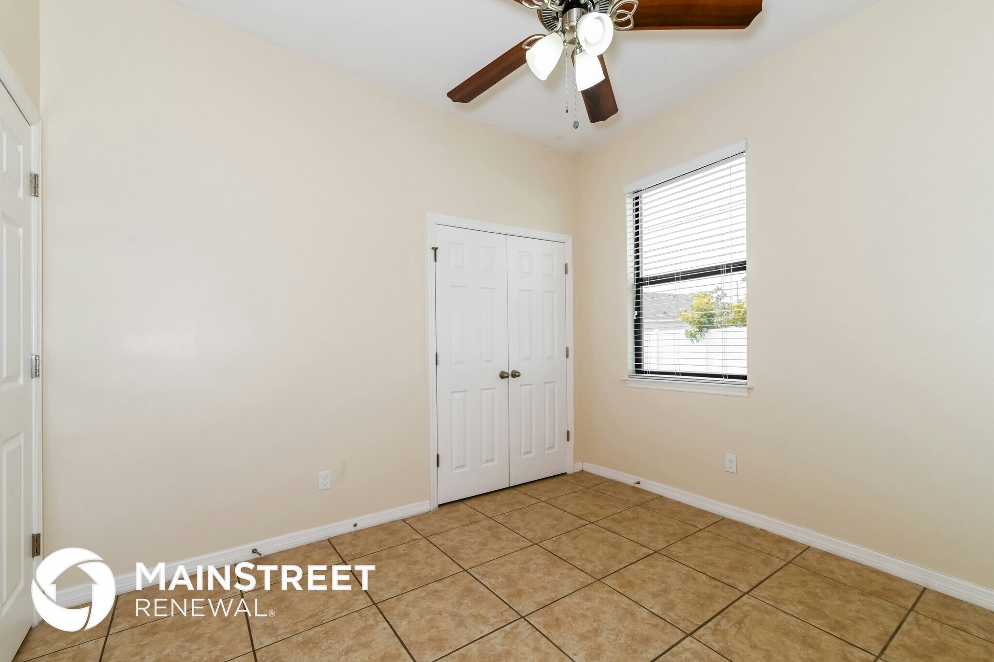 Building Photo - 502 SW 19th Ln