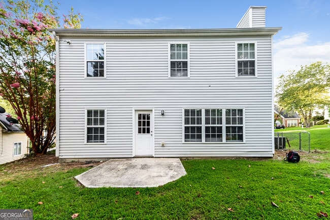 Building Photo - 2520 Lake Royale Dr