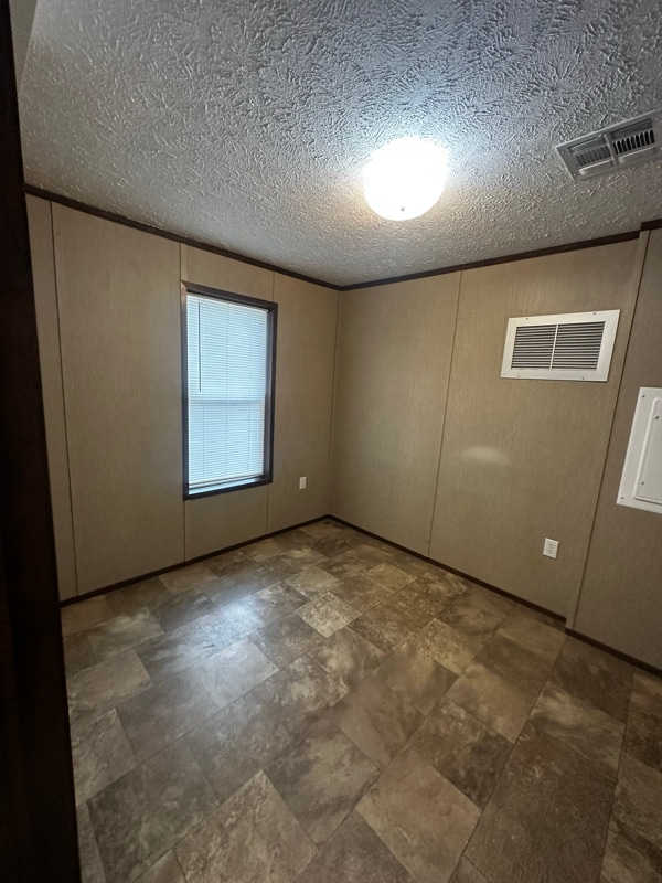 Building Photo - 33230 Walker North Rd