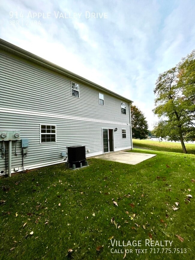 Building Photo - 914 Apple Valley Dr