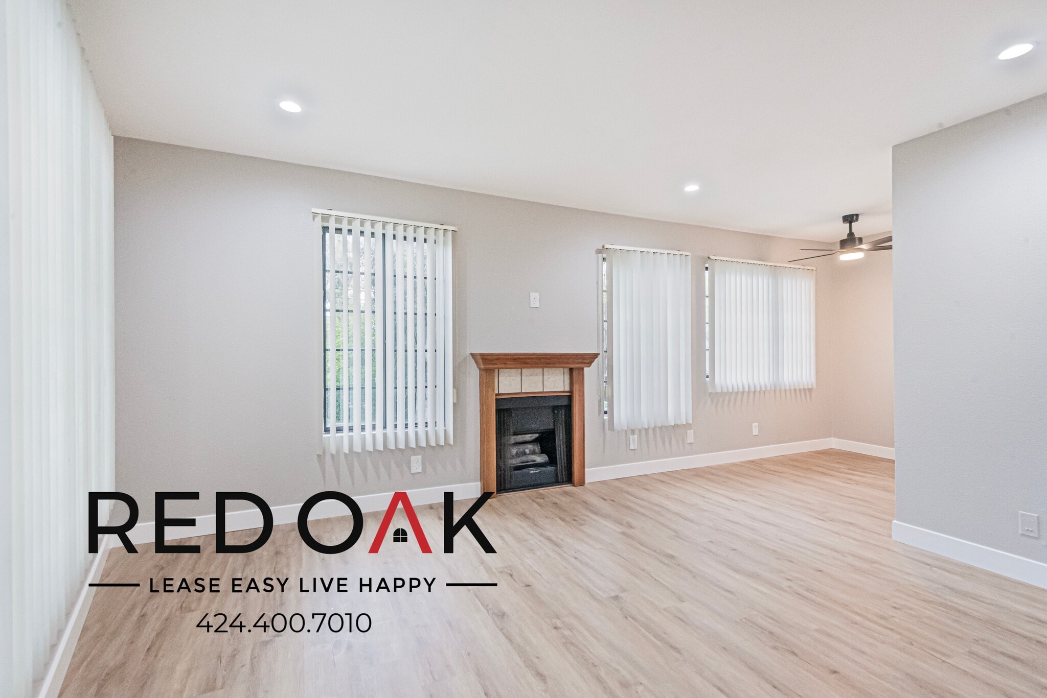 Building Photo - 15050 Moorpark St