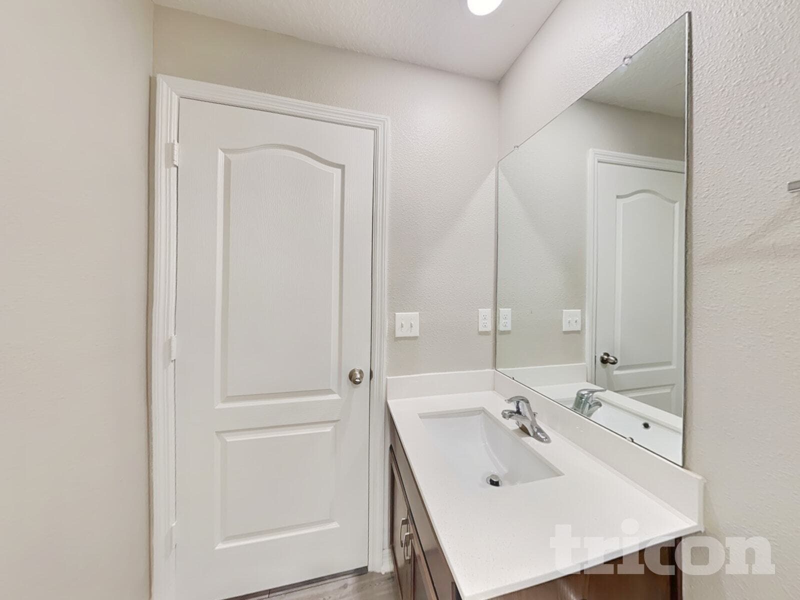 Building Photo - 44 Pritchard Dr