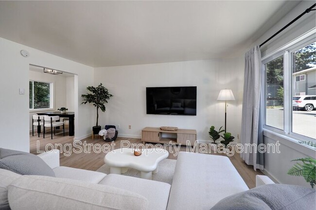 Building Photo - 11380 SW Greenburg Rd