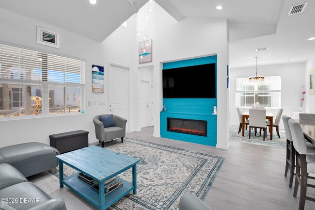 Building Photo - 533 Margaritaville Ave