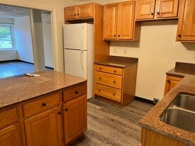 Building Photo - 101 W Toledo St