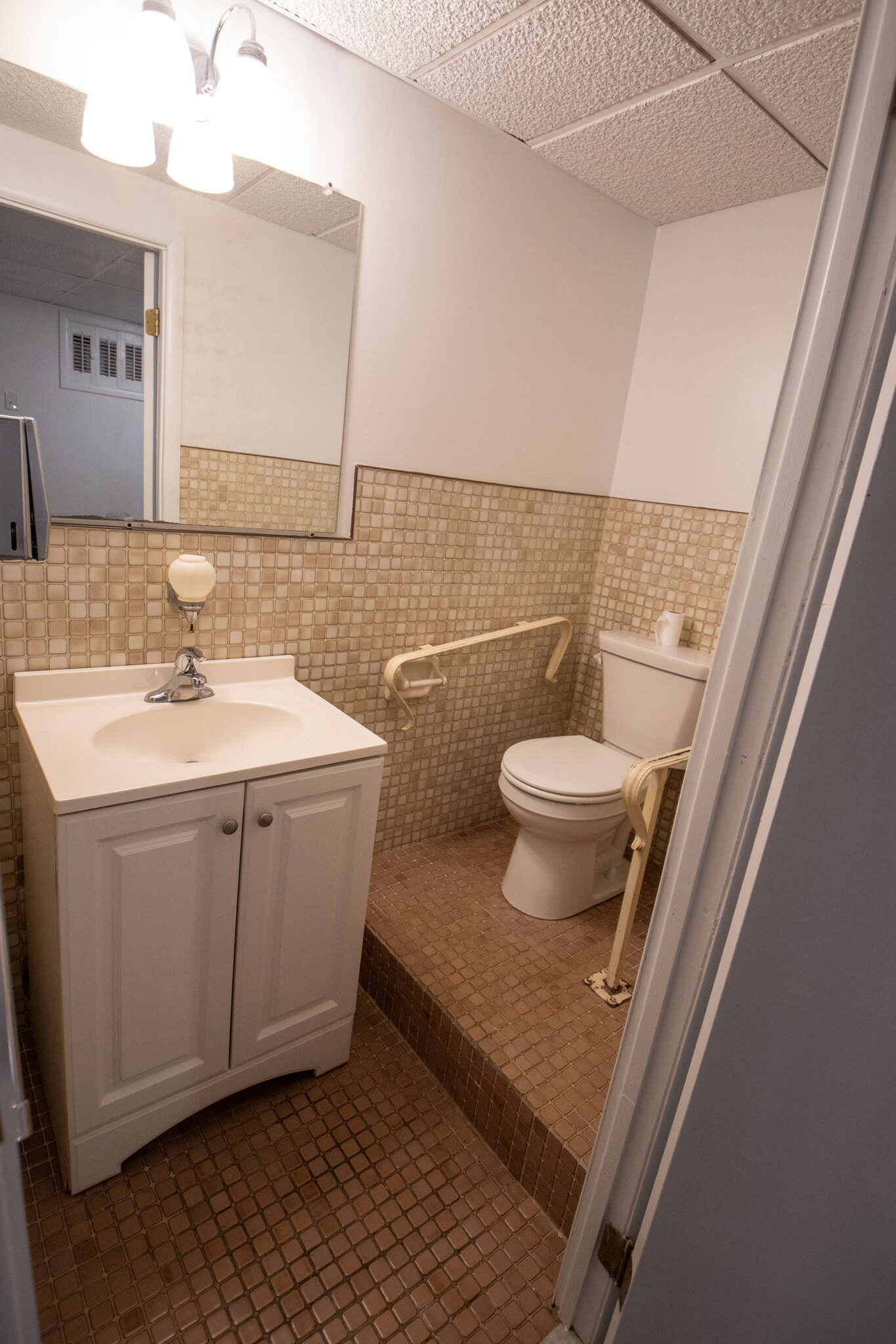 Basement half bathroom - 2848 S 11th St