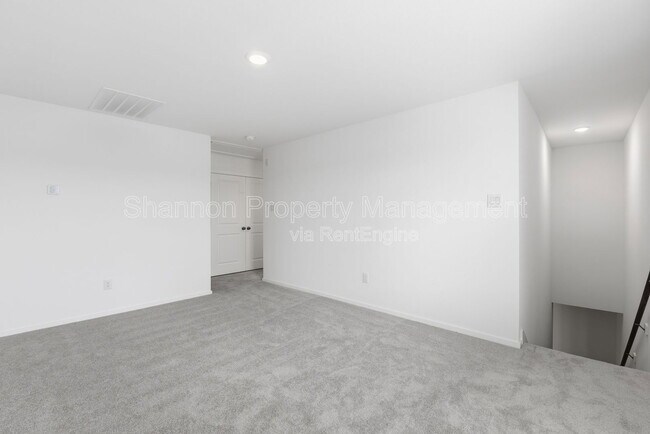 Building Photo - 316 Bush Mdw Ln