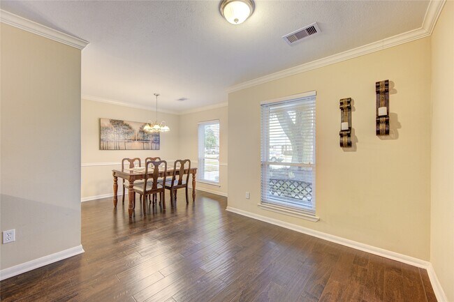 Building Photo - 12727 Westella Dr