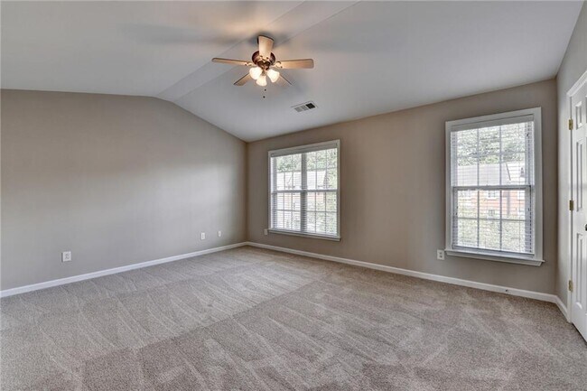 Building Photo - 4020 Edgecomb Dr