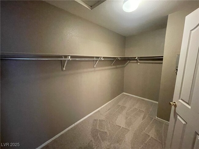 Building Photo - 502 Quail Bird Pl