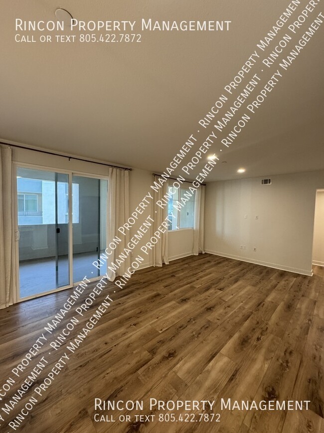 Building Photo - $500 off the First Months Rent! Modern 2-B...