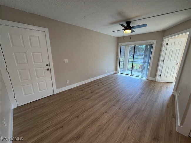 Building Photo - 5315 Summerlin Rd