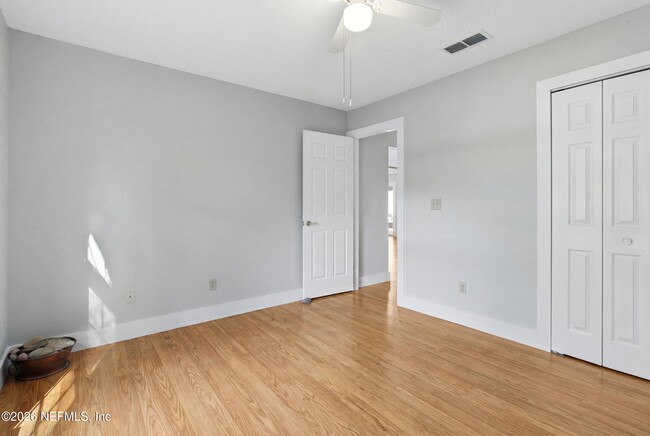 Building Photo - 421 Chicopee Ct