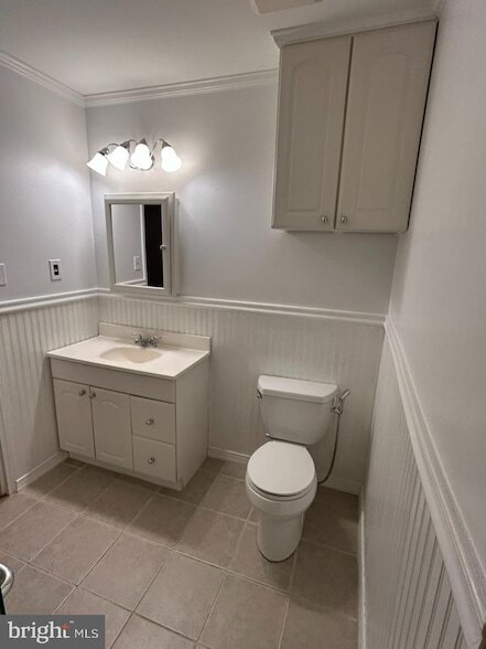 Building Photo - 1231 Country Mill Dr