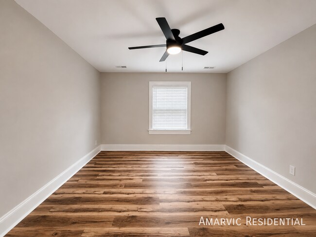 Building Photo - 306 Watauga Ave
