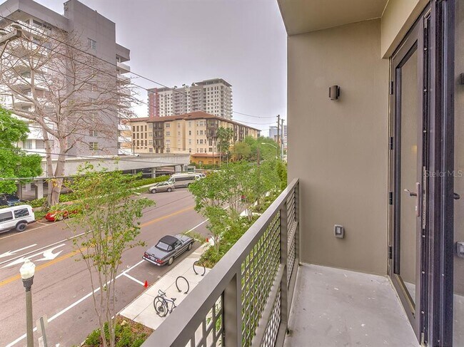 Building Photo - 199 Dali Blvd