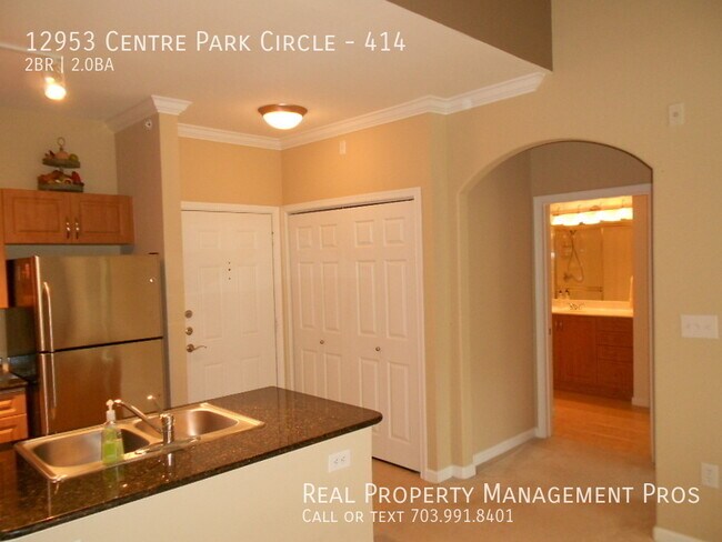 Building Photo - 12953 Centre Park Cir