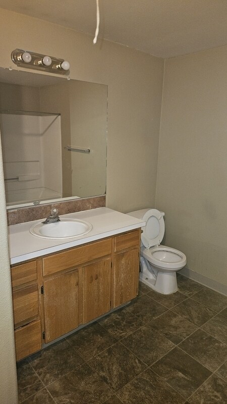 Building Photo - 1414 Brandt Rd