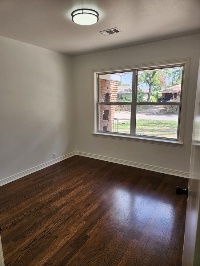 Building Photo - 1635 Wilde Rock Way
