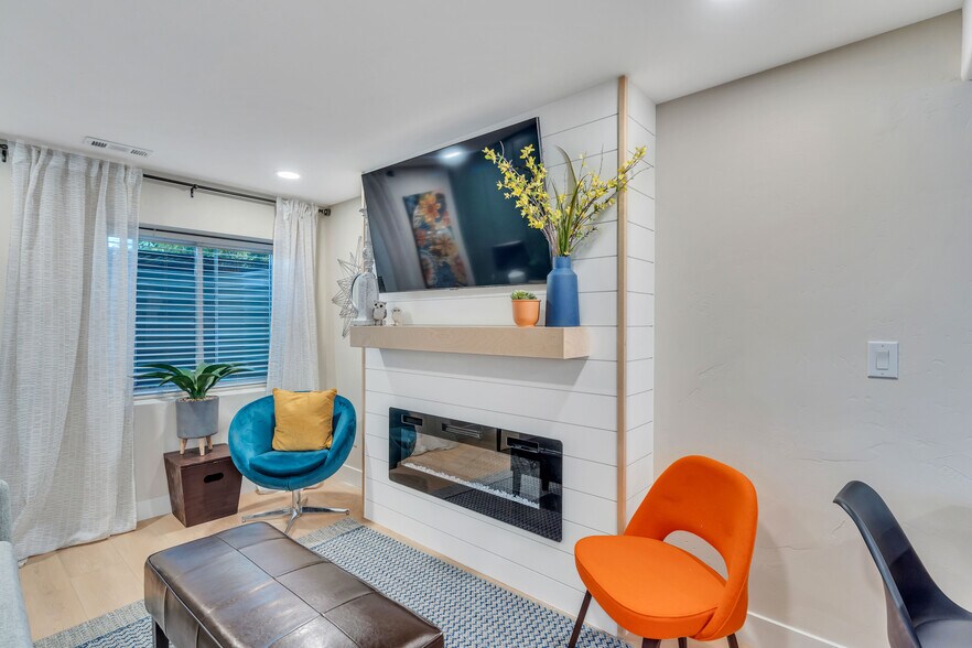 Building Photo - 9959 S Eden Point Cir