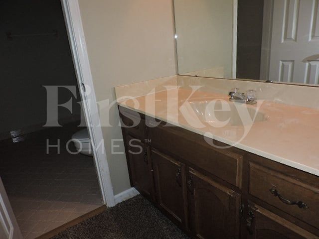 Building Photo - 2056 Kingsrow Pkwy