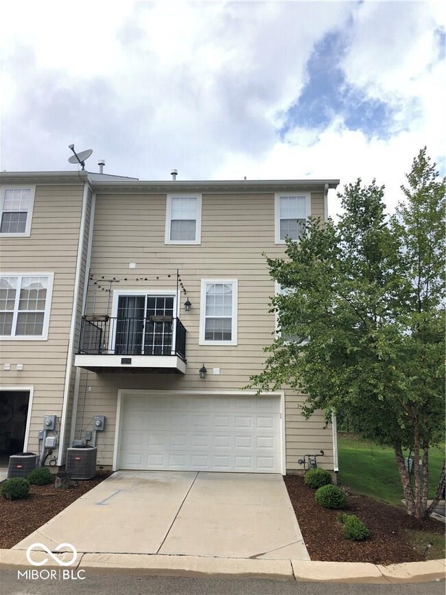Building Photo - 9094 Demarest Dr