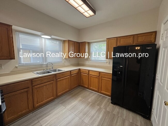 Building Photo - 813 Gilmer Ave NW