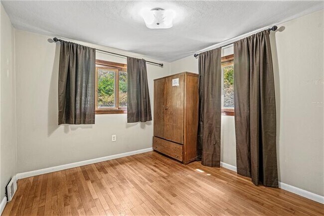 Building Photo - 311 Redgate Rd