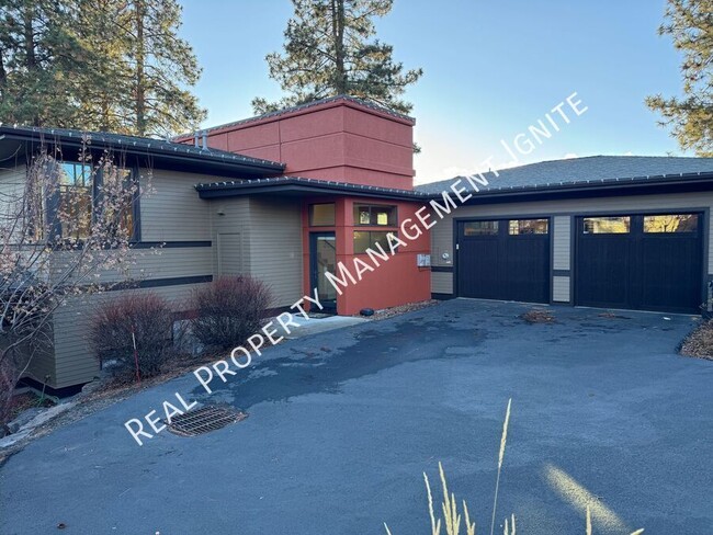 Building Photo - 2157 NW Lolo Dr
