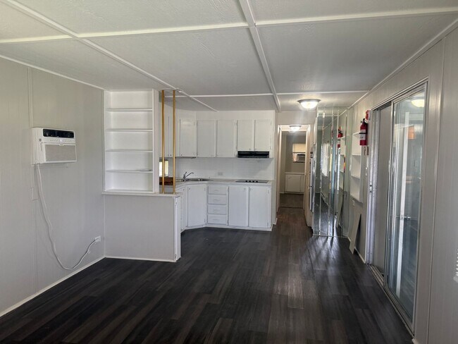 Building Photo - Coming soon 2 bedroom 1 bath
