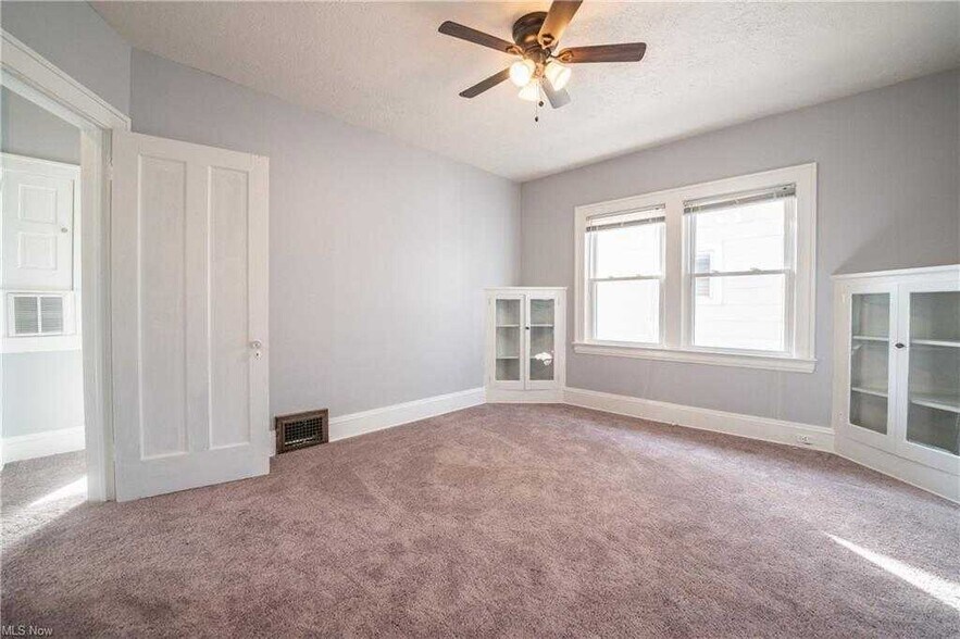 Building Photo - 2085 Marlowe Ave
