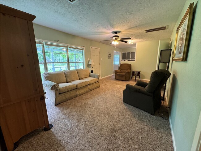 Building Photo - 2300 Bowler Rd