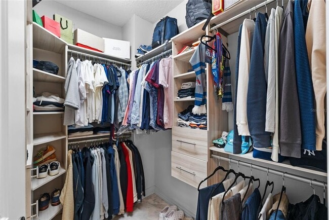 Building Photo - 449 S 12th St