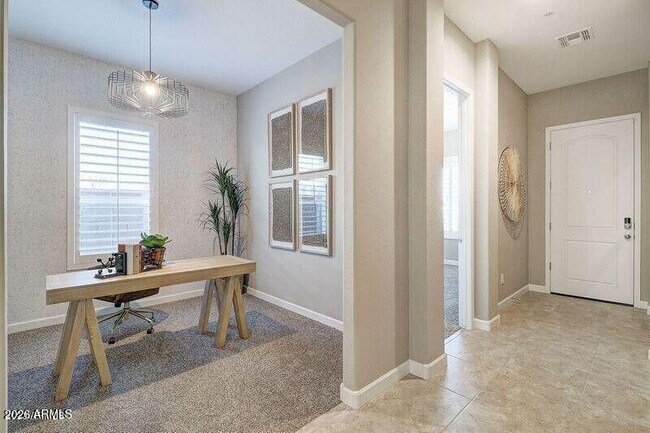 Building Photo - 1255 N Arizona Ave