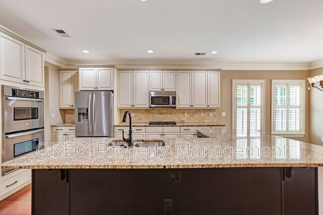 Building Photo - 258 Silver Cypress Cir