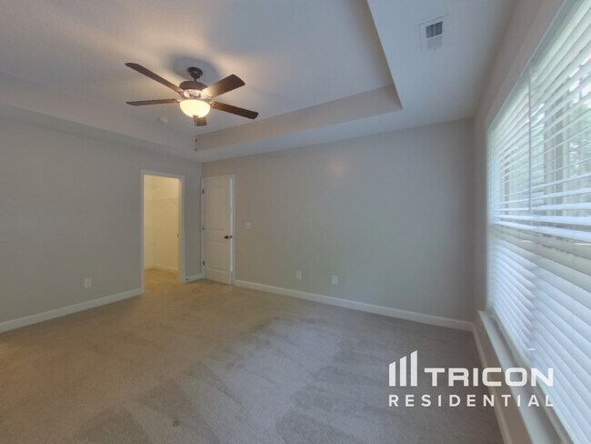Building Photo - 456 Blairwood Ct