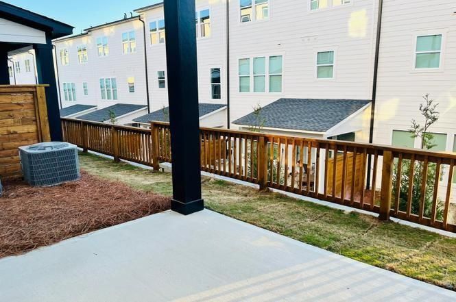 Building Photo - 1222 Waldon Xing