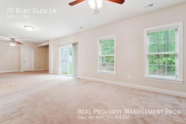 Building Photo - 70 Ruby Glen Ln