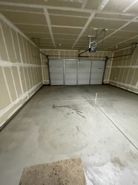 Building Photo - 2859 S Oakhurst Ct